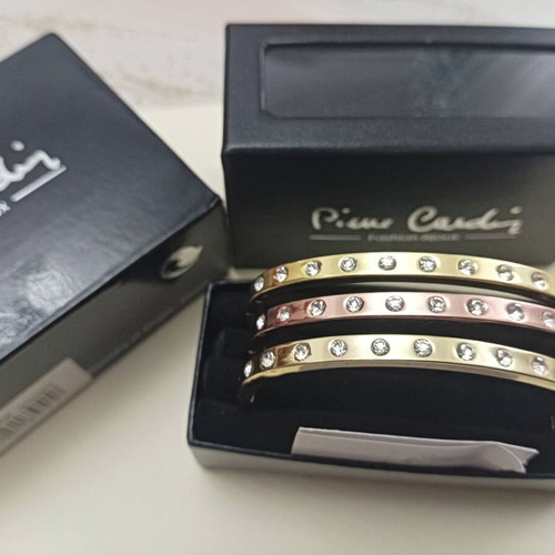 Vintage Pierre Cardin bracelet set used, multicolor