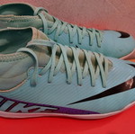 Ποδοσφαιρικά παπούτσια Nike μεταχειρισμένα, μέγεθος 37,5, μωβ και τιρκουάζ