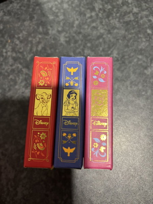 Disney miniature books set of 3 like new