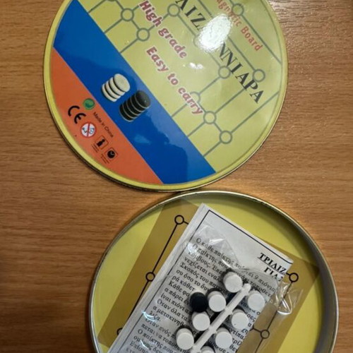 Magnetic Travel Tic Tac Toe