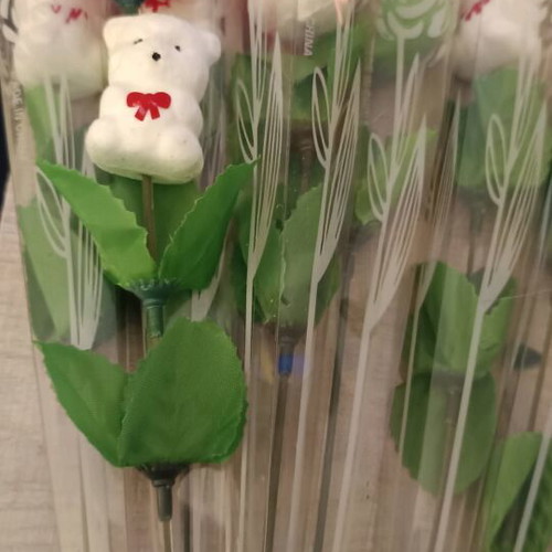 Set of 7 Valentine Roses with Teddy Bear 39cm