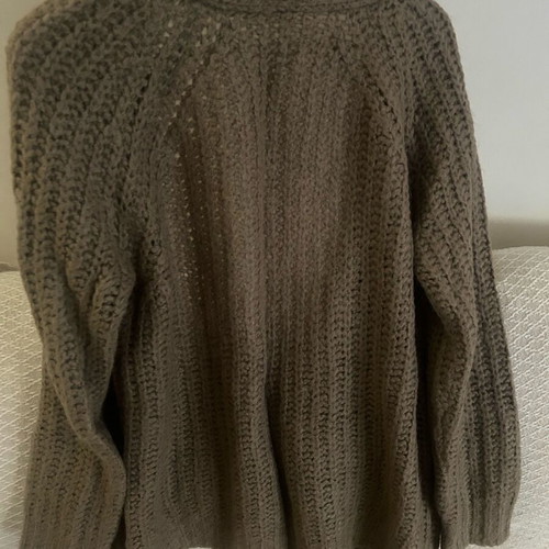 Benetton knitted beige cardigan like new