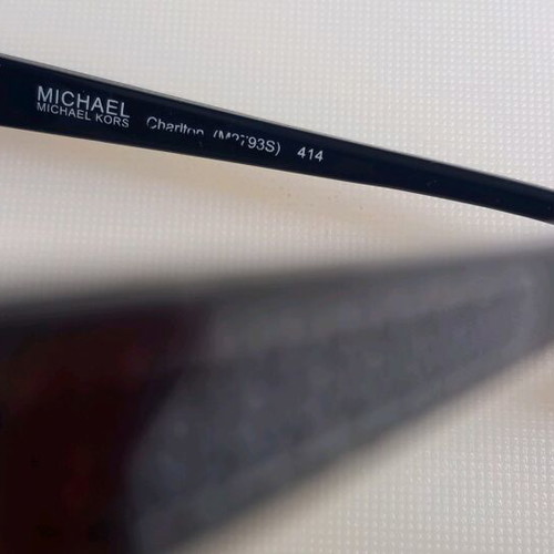 Michael Kors Charlton M2793S sunglasses like new, black
