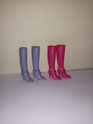 Steffi Love boots like new, two pairs for dolls