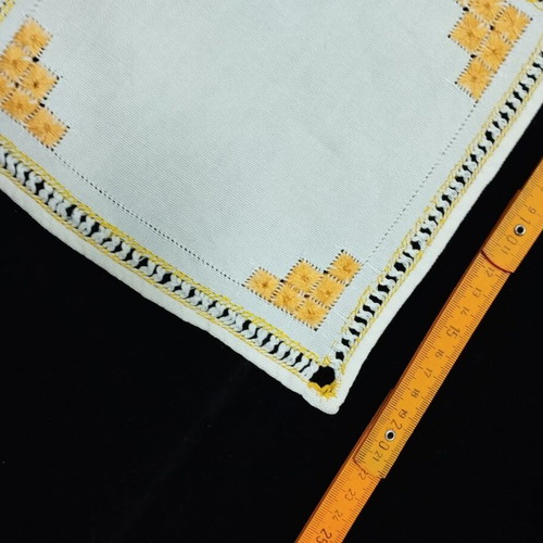 Handmade embroidery used, 2 napkins