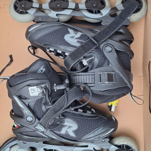 Roces PIC TIF Inline Skates Size 38 with Pink Knee Pads New