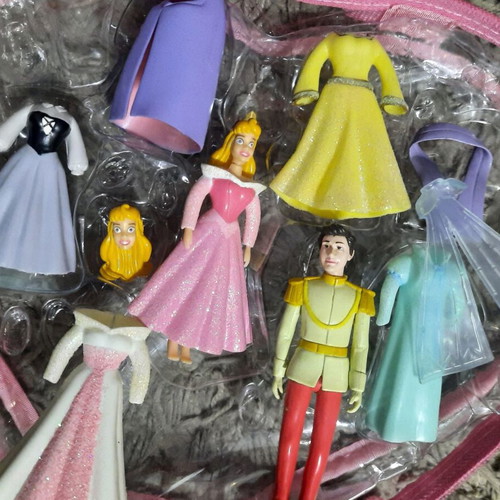 Disney Princess Sleeping Beauty Doll Polly Pocket like new with prince