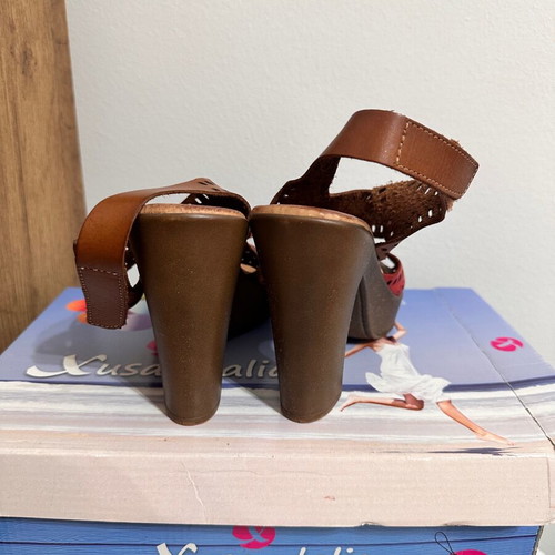 Xusandalia leather sandals like new, brown and coral, size 36
