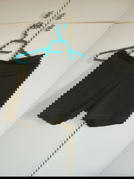 Μαύρο Reebok αθλητικό σορτσάκι!!