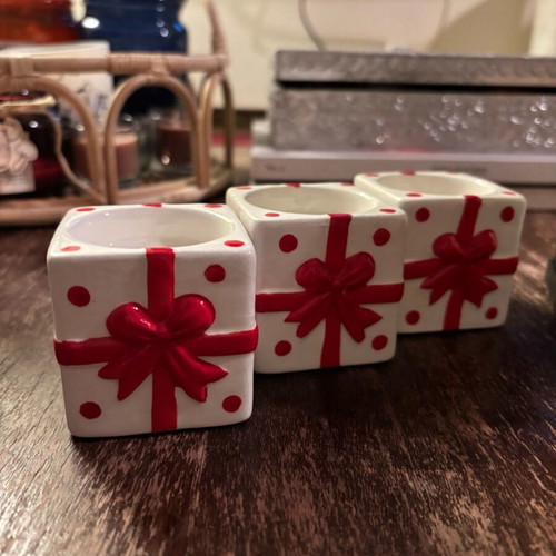 Christmas lantern and tealight holders like new