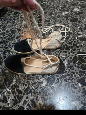 Espadrilles with lace-up ties size 37 like new, black and beige