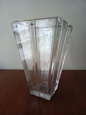 Crystal vase like new