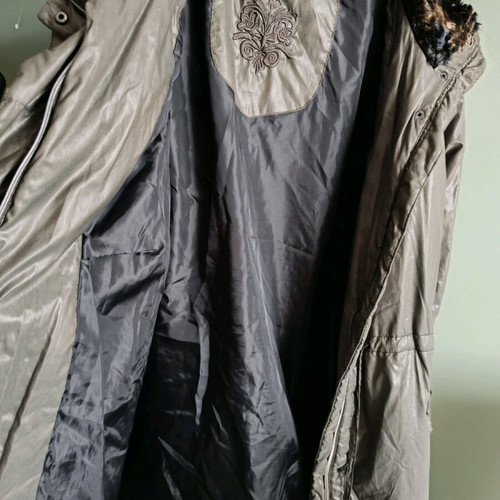 Long women's coat used, olive, size L
