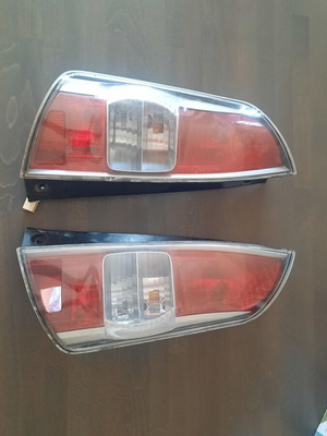 Daihatsu Siron 2005-2011 μεταχειρισμένα πίσω φώτα αριστερό και δεξί