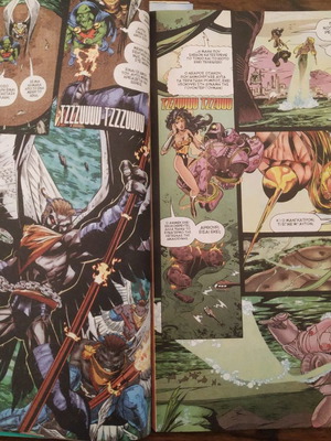 Justice League comics like new, 2 issues