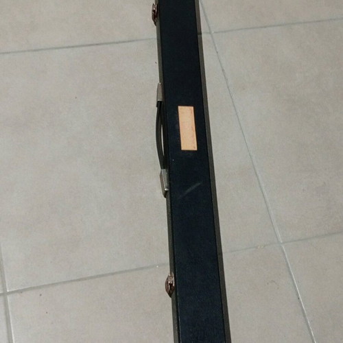 Vintage billiard cue 4-piece professional used with original case