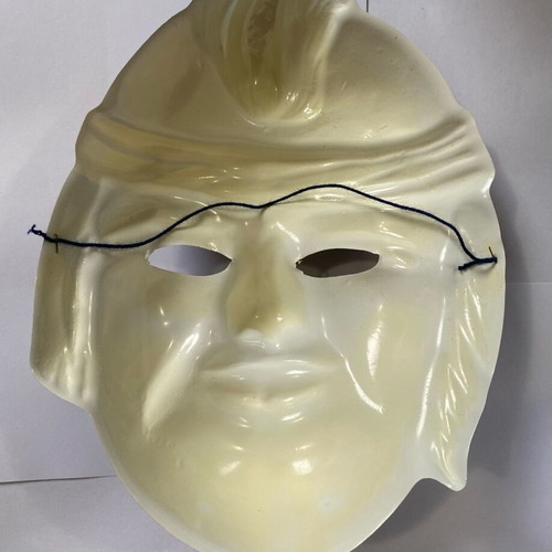 Vintage carnival plastic mask like new