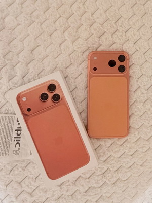 iPhone 17 Pro Max 256GB like new, orange