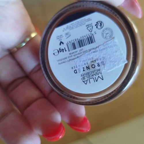 Mua bronzer unused