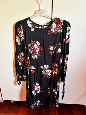 Zara floral dress size S like new multicolor
