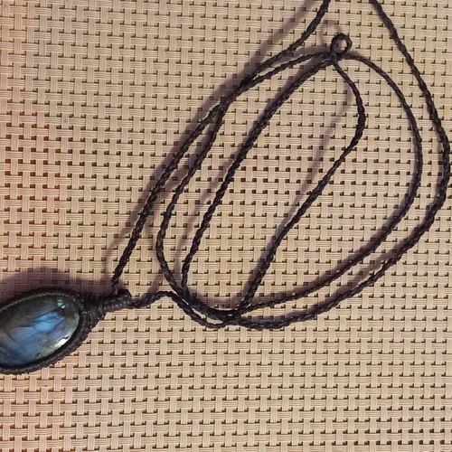 Macrame necklace with labradorite like new