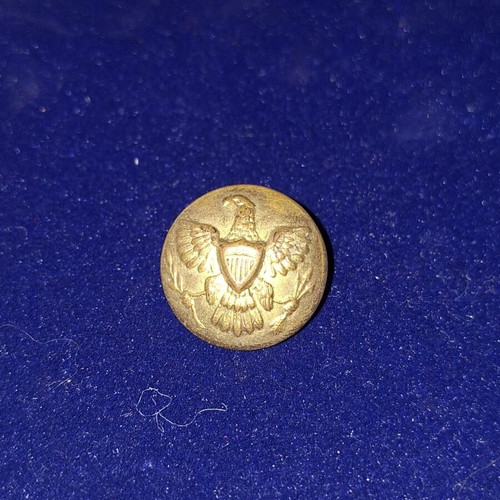 Horstmann 1875-1902 US Army eagle uniform button A4