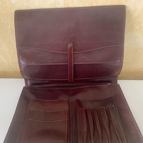 Leather briefcase like new brown