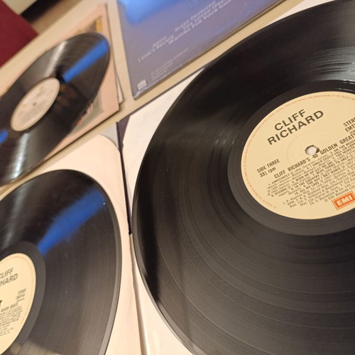 Collection of 4 vinyl records like new