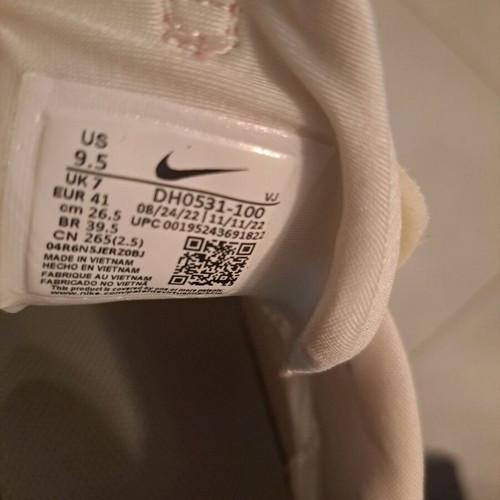 Nike Air Max Furyosa women's sneakers multicolor like new