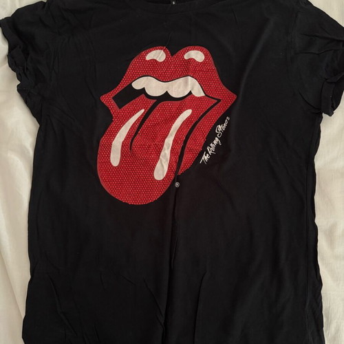 Stradivarius short-sleeve shirt size M like new, black and red