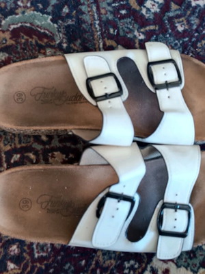 Funky Buddha white slides like new, size 39