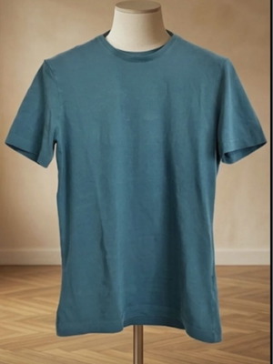 Green T-shirt H&M size S like new