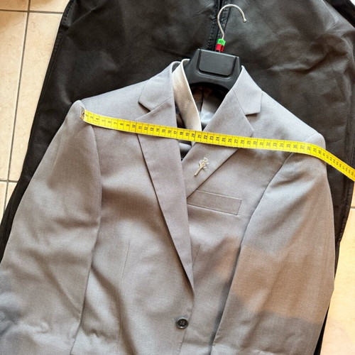 Antonio Miro Collection suit No48 light grey silver like new