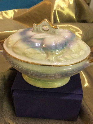 Japanese porcelain sugar bowl used vintage