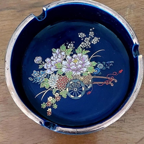 Vintage Japanese Porcelain Ashtray cobalt blue with floral ox cart, like new