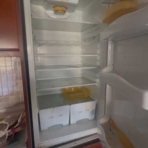 Kitchen cabinets used, complete set 2.70m x 2.30m with oven and microwave space