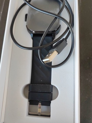 Smart Watch καινούργιο, σε μαύρο χρώμα με οδηγίες χρήσης