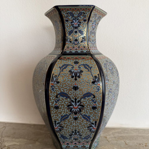 Bonacchi Italy porcelain vase, 35 cm