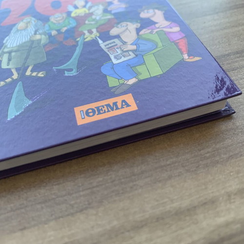 Arkas 2018 Collectible Hardcover Calendar like new