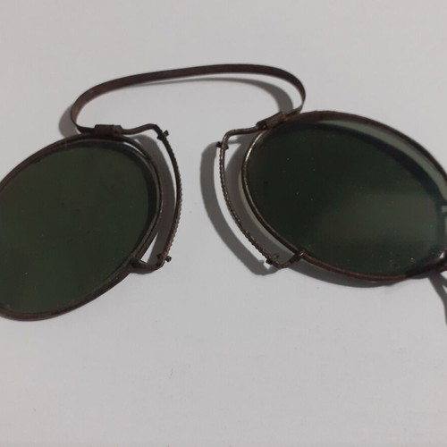 Vintage glasses used with metal frame