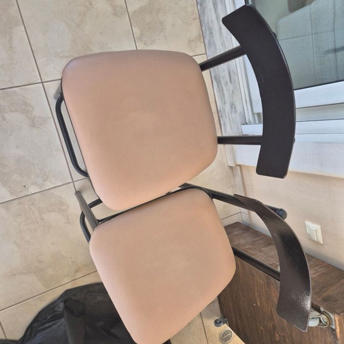 Bar stools set of 2, like new, metal frame