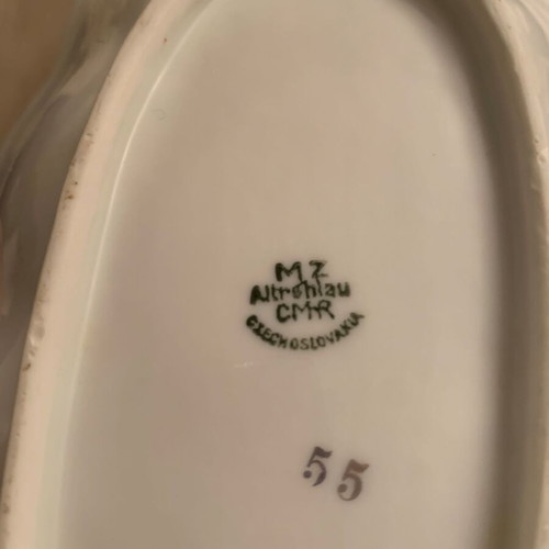 MZ Altrohlaou CM-R porcelain antique dinnerware set used, 55 pieces