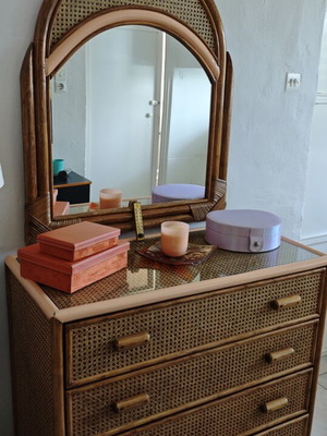 Bamboo bedroom set with nightstands and dresser with mirror like new