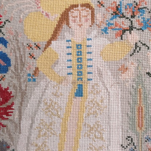 Gianniotiko embroidery used, framed king and queen wedding scene