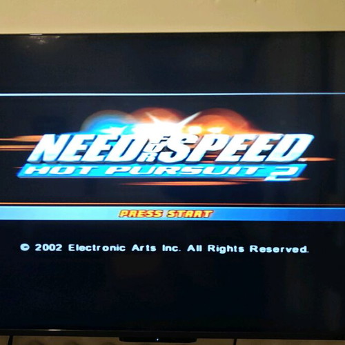 Need for Speed Hot Pursuit 2 PS2 used racing game