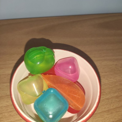 Reusable silicone and plastic ice cubes fruit shapes set of 8