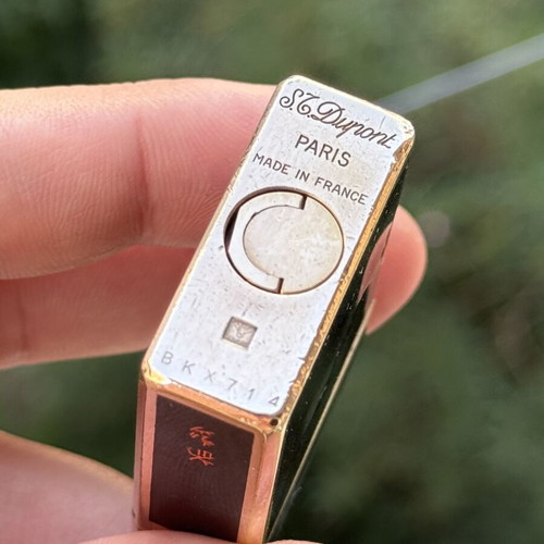 S.T. Dupont Laque De Chine lighter, gold with brown lacquer
