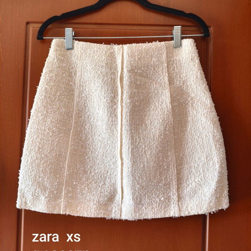 Zara winter skirt white XS size new