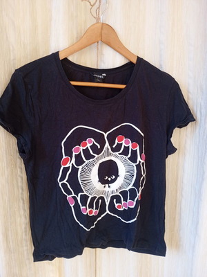 Monki black t-shirt like new, size S