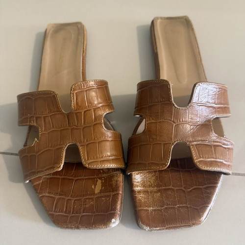Slippers flat brown croco pattern size 41 used